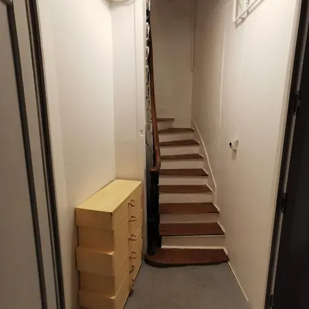 - Porte St Martin Apartment